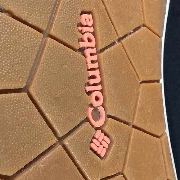 Colombia Woman's Bonehead PFG  Adjustable Shoes,Size 9. - Picture 8 of 12